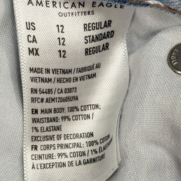 American Eagle Highest Rise 90s Boyfriend Lightwash Raw Hem Baggy Jeans sz 12 - Picture 14 of 15